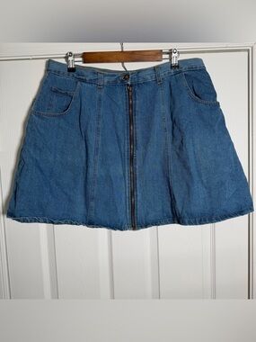 Vintage 90s Retro Denim Zip Front Mini Skirt Blue Jean Pockets A-Line Y2K Grunge